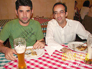 Cantina e Pizzaria Castelões comemora 85 anos Cantina e Pizzaria Castelões comemora 85 anos