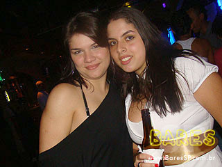 Sábado animado no Athens Bar Sábado animado no Athens Bar