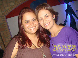 Sábado animado no Athens Bar Sábado animado no Athens Bar