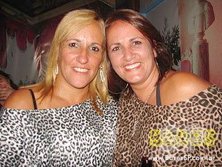 Sábado animado no Athens Bar Sábado animado no Athens Bar