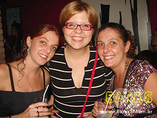 Sábado animado no Athens Bar Sábado animado no Athens Bar