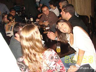 Noite animada no Boteco Ferraz Noite animada no Boteco Ferraz