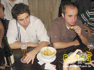 Noite animada no Boteco Ferraz Noite animada no Boteco Ferraz