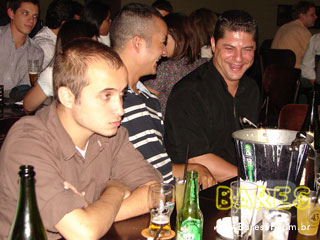 Noite animada no Boteco Ferraz Noite animada no Boteco Ferraz