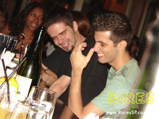 Noite animada no Boteco Ferraz Noite animada no Boteco Ferraz