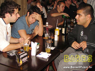 Noite animada no Boteco Ferraz Noite animada no Boteco Ferraz