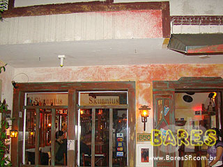 Skuantus Pub recebe a escritora Sula Gava para noite de autógrafos Skuantus Pub recebe a escritora Sula Gava para noite de autógrafos