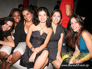 Festa fechada na Pacha para o lançamento do mais novo CD Festa fechada na Pacha para o lançamento do mais novo CD