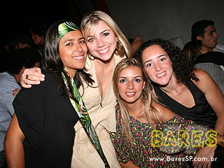 Festa fechada na Pacha para o lançamento do mais novo CD Festa fechada na Pacha para o lançamento do mais novo CD