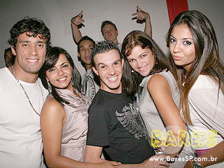 Festa fechada na Pacha para o lançamento do mais novo CD Festa fechada na Pacha para o lançamento do mais novo CD