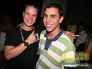 Festa fechada na Pacha para o lançamento do mais novo CD Festa fechada na Pacha para o lançamento do mais novo CD
