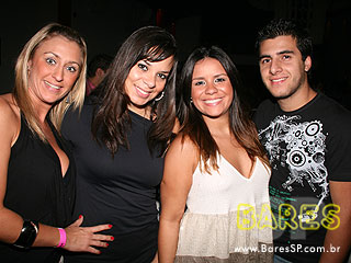 Festa fechada na Pacha para o lançamento do mais novo CD Festa fechada na Pacha para o lançamento do mais novo CD