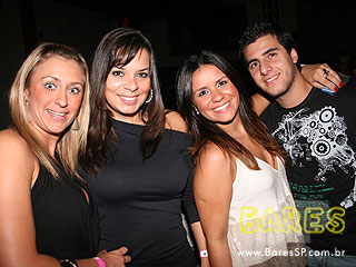 Festa fechada na Pacha para o lançamento do mais novo CD Festa fechada na Pacha para o lançamento do mais novo CD