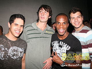 Festa fechada na Pacha para o lançamento do mais novo CD Festa fechada na Pacha para o lançamento do mais novo CD