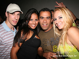 Festa fechada na Pacha para o lançamento do mais novo CD Festa fechada na Pacha para o lançamento do mais novo CD