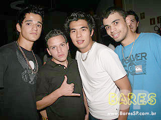 Festa fechada na Pacha para o lançamento do mais novo CD Festa fechada na Pacha para o lançamento do mais novo CD