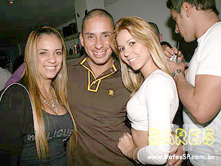 Festa fechada na Pacha para o lançamento do mais novo CD Festa fechada na Pacha para o lançamento do mais novo CD