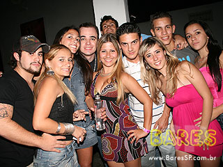 Festa fechada na Pacha para o lançamento do mais novo CD Festa fechada na Pacha para o lançamento do mais novo CD