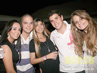 Festa fechada na Pacha para o lançamento do mais novo CD Festa fechada na Pacha para o lançamento do mais novo CD