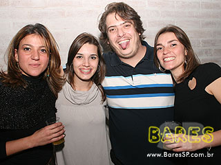 Atol comemora o aniversário de 5 anos no Espaço Pinheiros Atol comemora o aniversário de 5 anos no Espaço Pinheiros