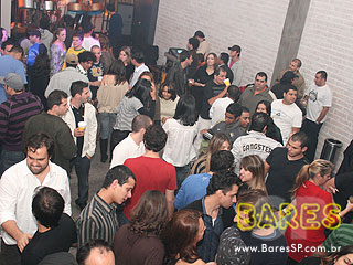 Atol comemora o aniversário de 5 anos no Espaço Pinheiros Atol comemora o aniversário de 5 anos no Espaço Pinheiros