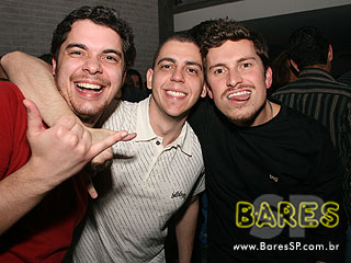 Atol comemora o aniversário de 5 anos no Espaço Pinheiros Atol comemora o aniversário de 5 anos no Espaço Pinheiros