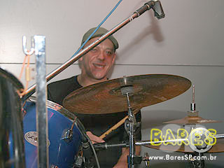 Atol comemora o aniversário de 5 anos no Espaço Pinheiros Atol comemora o aniversário de 5 anos no Espaço Pinheiros