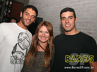 Atol comemora o aniversário de 5 anos no Espaço Pinheiros Atol comemora o aniversário de 5 anos no Espaço Pinheiros