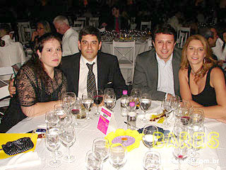 Jantar indiano em prol da Graac na Vila dos Ipês Jantar indiano em prol da Graac na Vila dos Ipês