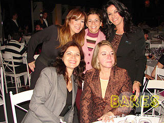 Jantar indiano em prol da Graac na Vila dos Ipês Jantar indiano em prol da Graac na Vila dos Ipês