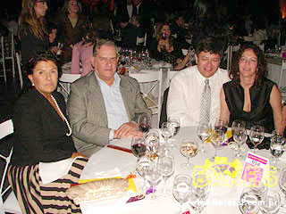 Jantar indiano em prol da Graac na Vila dos Ipês Jantar indiano em prol da Graac na Vila dos Ipês