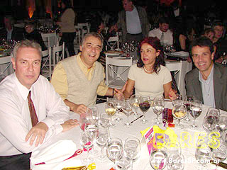 Jantar indiano em prol da Graac na Vila dos Ipês Jantar indiano em prol da Graac na Vila dos Ipês