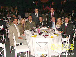 Jantar indiano em prol da Graac na Vila dos Ipês Jantar indiano em prol da Graac na Vila dos Ipês