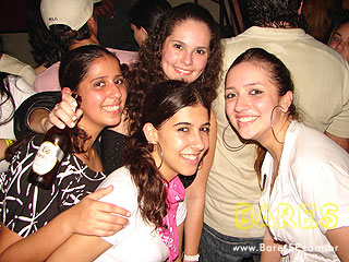 Oficina do Chopp comemora um ano com uma super festa Oficina do Chopp comemora um ano com uma super festa