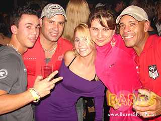 Oficina do Chopp comemora um ano com uma super festa Oficina do Chopp comemora um ano com uma super festa