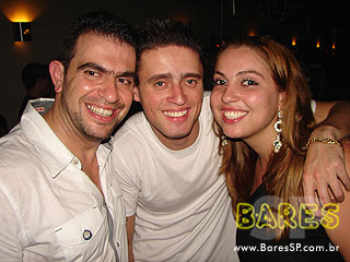 Oficina do Chopp comemora um ano com uma super festa Oficina do Chopp comemora um ano com uma super festa