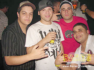 Oficina do Chopp comemora um ano com uma super festa Oficina do Chopp comemora um ano com uma super festa