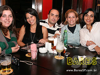 Transmissão de futebol anima Bar Municipal Transmissão de futebol anima Bar Municipal