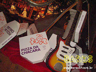 Nem tudo acaba em Pizza no mês de comemoração do Dia do Rock Nem tudo acaba em Pizza no mês de comemoração do Dia do Rock