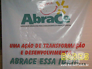 Nem tudo acaba em Pizza no mês de comemoração do Dia do Rock Nem tudo acaba em Pizza no mês de comemoração do Dia do Rock