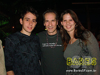 Nem tudo acaba em Pizza no mês de comemoração do Dia do Rock Nem tudo acaba em Pizza no mês de comemoração do Dia do Rock