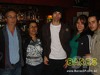 Blackmore Bar realiza final do festival 'Rockaholic' Blackmore Bar realiza final do festival 'Rockaholic'