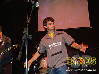 Blackmore Bar realiza final do festival 'Rockaholic' Blackmore Bar realiza final do festival 'Rockaholic'