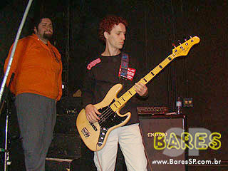 Blackmore Bar realiza final do festival 'Rockaholic' Blackmore Bar realiza final do festival 'Rockaholic'