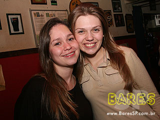 Música de qualidade no St. John's Irish Pub Música de qualidade no St. John's Irish Pub