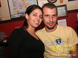 Música de qualidade no St. John's Irish Pub Música de qualidade no St. John's Irish Pub