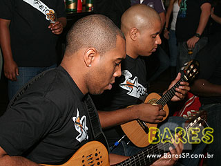 Pagode e sertanejo universitário com Feijoada do Bar Nova Vila Pagode e sertanejo universitário com Feijoada do Bar Nova Vila