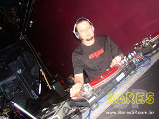 Banda ARMAGEDON e DJ Aranha no W Bar Banda ARMAGEDON e DJ Aranha no W Bar
