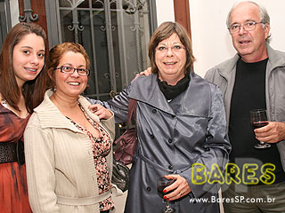 Casa das Rosas promove coquetel de lançamento da exposição Imagine, de Jun Yokoyama Casa das Rosas promove coquetel de lançamento da exposição Imagine, de Jun Yokoyama