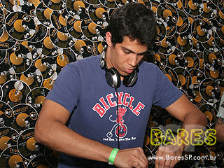 Low bpm Party agita Espaço Nações Unidas Low bpm Party agita Espaço Nações Unidas
